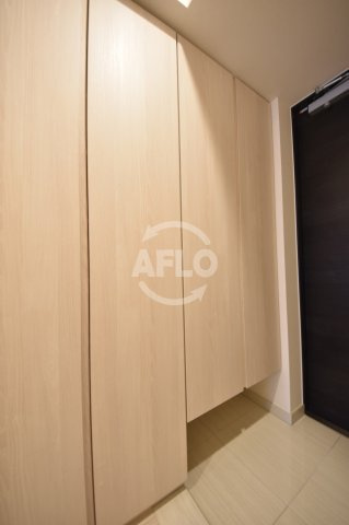 ブランズ北堀江プレイスの玄関|ブランズ北堀江プレイス　シューズボックス