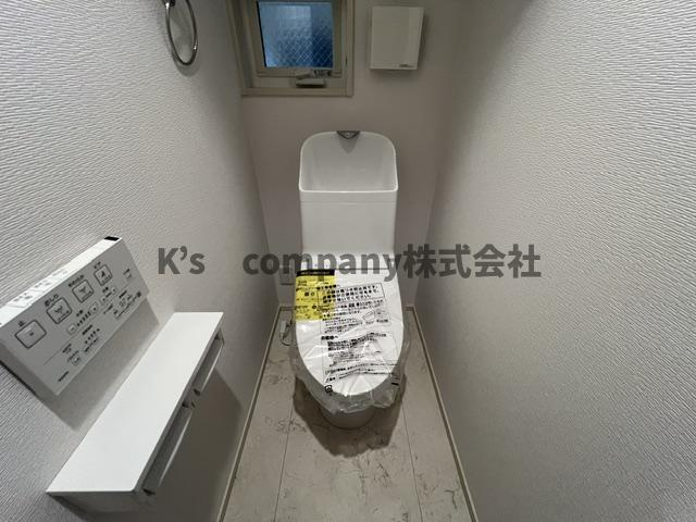 茅ヶ崎市富士見町　新築戸建　D号棟のトイレ|2階トイレ◇◇