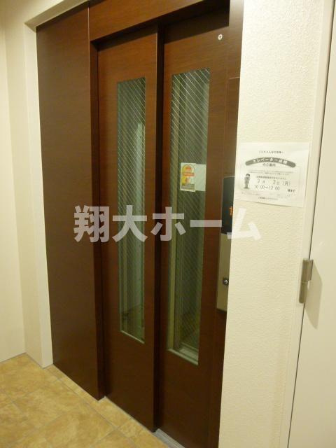ジスタス入谷のロビー