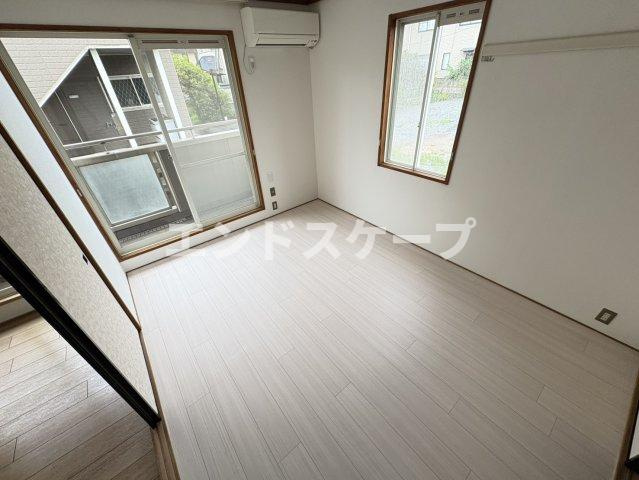 リバティヒルズAの居間・リビング|高崎、前橋のお部屋探しはエンドスケープまで！お客様の理想お聞かせ下さい♪