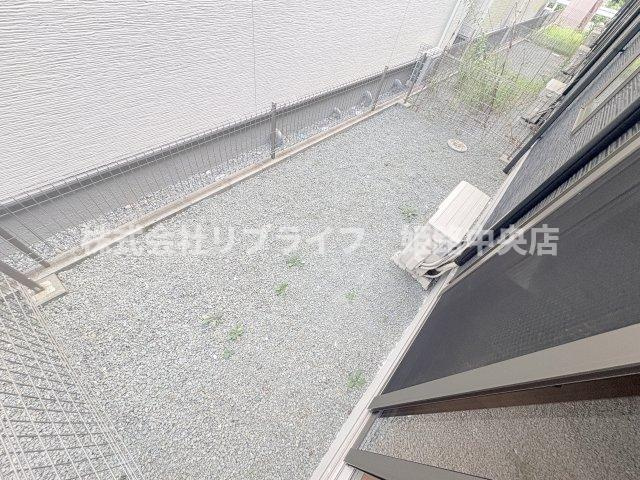 クリスタルハイツ仁豊野の庭
