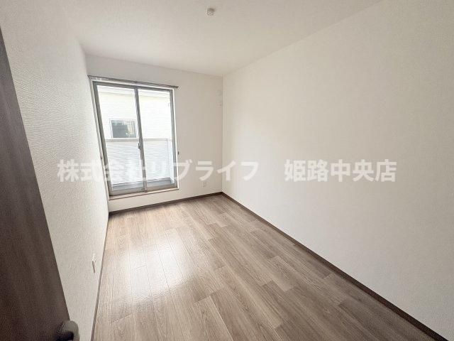 クリスタルハイツ仁豊野の居間・リビング