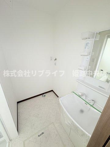 クリスタルハイツ仁豊野の洗面所