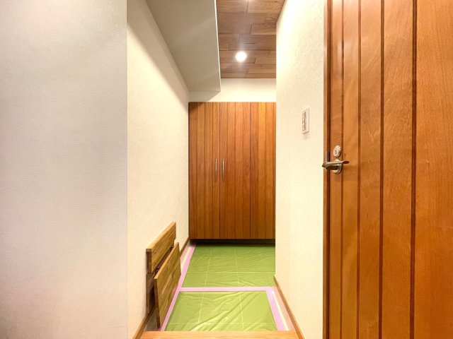 【玄関】