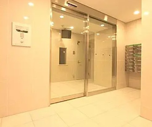 アイル日暮里弐番館のエントランス