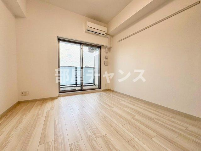 エステムコート名古屋黒川シャルマンの居間・リビング|使いやすい居間です