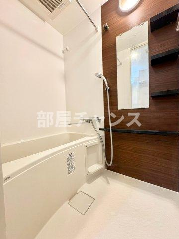 エステムコート名古屋黒川シャルマンの浴室|コンパクトで使いやすいお風呂です
