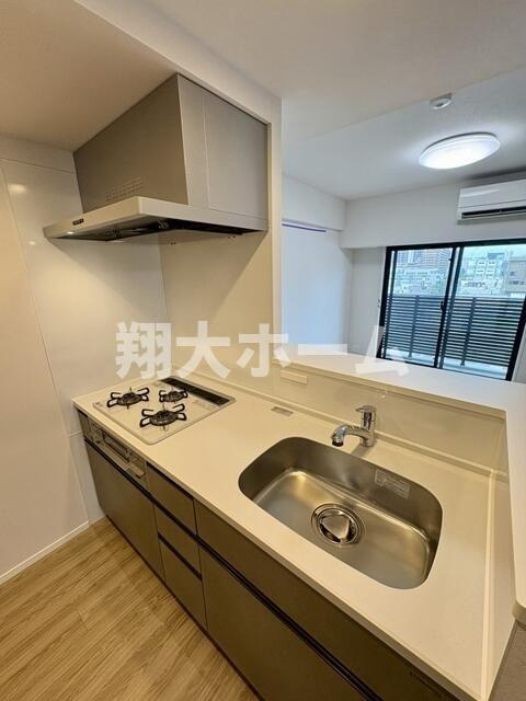 Ｓ－ＲＥＳＩＤＥＮＣＥ住吉ａｑｕａｃｈｔのキッチン
