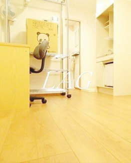 【居間・リビング】 | フランボワーズ | 洋室のお部屋です。