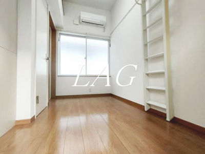 【居間・リビング】 | フェリスジェミニ | 洋室のお部屋です。