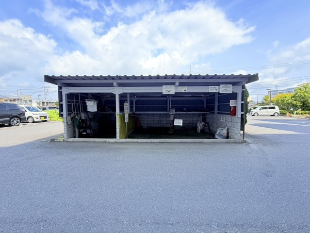 中古マンション土浦シャルマンコーポの庭