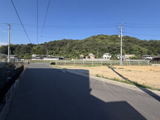 【前面道路含む現地写真】 | リーブルガーデン倉敷市福田町古新田 (全4棟)
