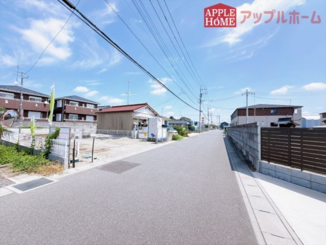 [新築住宅] 羽生市藤井上組 全1棟の前面道路含む現地写真