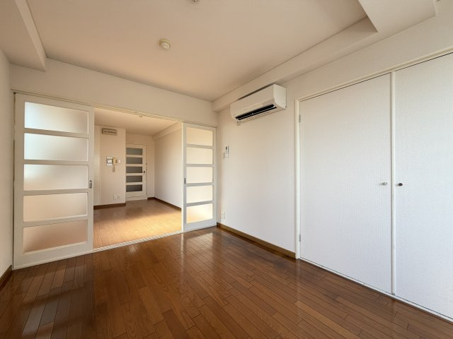 リレックス住吉の洋室