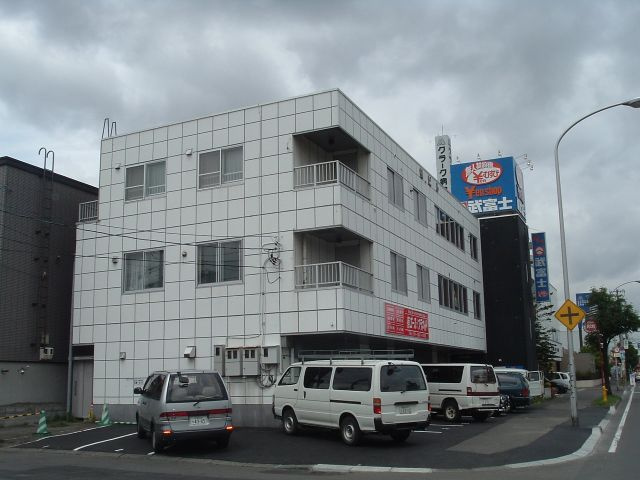 操ビル