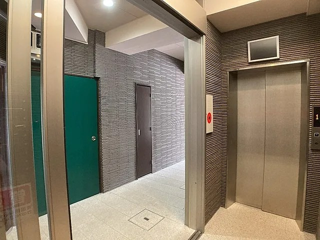 神戸市中央区中山手通１丁目の賃貸マンションのロビー
