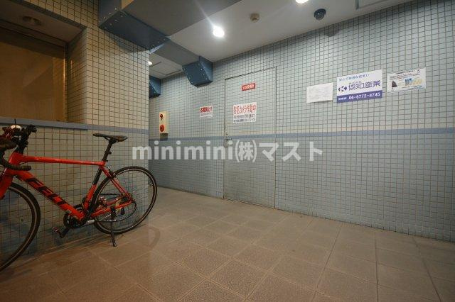 大阪市天王寺区北河堀町の賃貸マンションのロビー