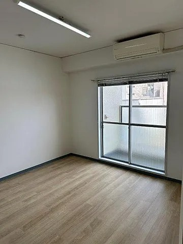 神戸市東灘区岡本１丁目の賃貸マンションの居間・リビング