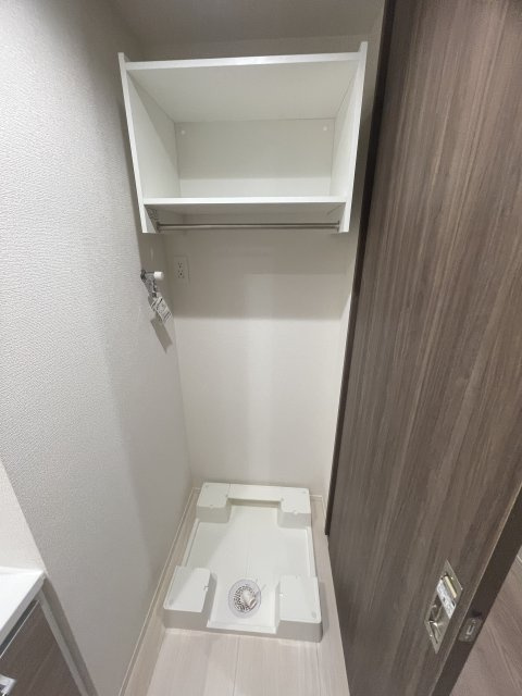 神戸市灘区岩屋北町２丁目のアパートの洗面所