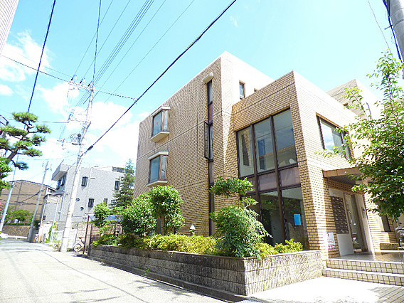 神戸市灘区高羽町２丁目の賃貸マンションの外観