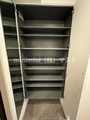 大阪市天王寺区堀越町の賃貸マンションの収納