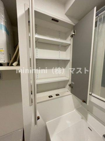 大阪市天王寺区堀越町の賃貸マンションの収納