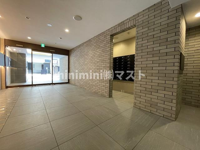 大阪市天王寺区寺田町２丁目の賃貸マンションのロビー