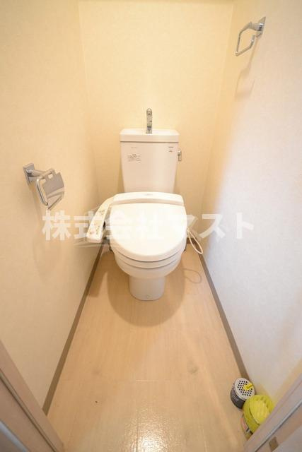 大阪市天王寺区小橋町の賃貸マンションのトイレ