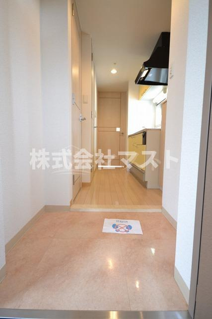 大阪市天王寺区小橋町の賃貸マンションの玄関
