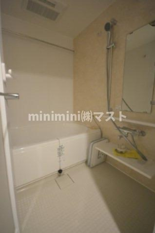 大阪市天王寺区上本町３丁目の賃貸マンションの浴室