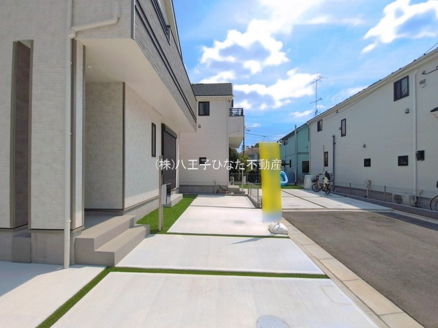 『八王子市新築戸建て』八王子市弐分方町724-5【仲介手数料無料】　１０期の外観|～仲介手数料無料☆八王子ひなた不動産～八王子市弐分方町　新築戸建て