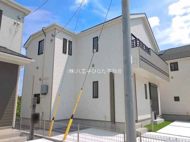 『八王子市新築戸建て』八王子市弐分方町724-5【仲介手数料無料】　１０期の外観|～仲介手数料無料☆八王子ひなた不動産～八王子市弐分方町　新築戸建て