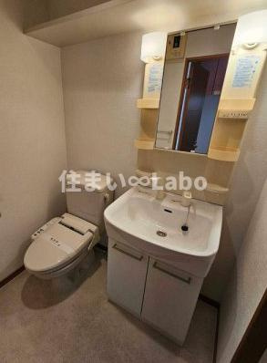 ピュアドームグランテージ博多の独立洗面台