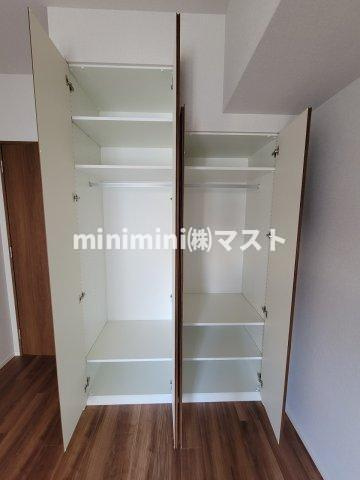 大阪市天王寺区筆ケ崎町の賃貸マンションの収納|同マンション内・別部屋参考写真
