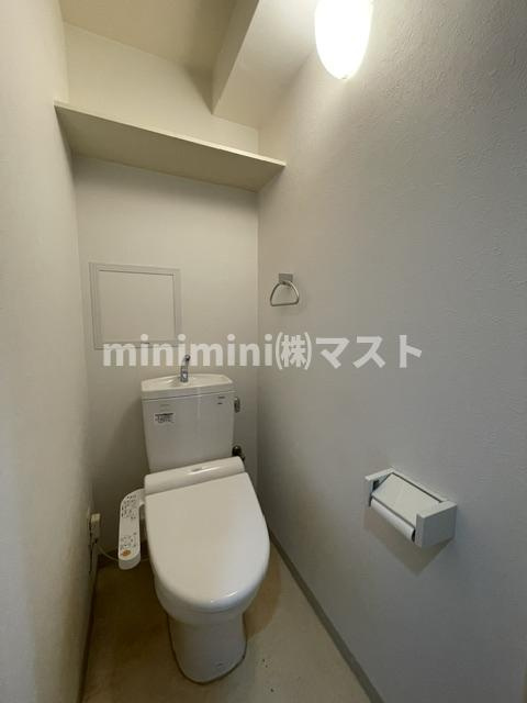 大阪市天王寺区上汐３丁目の賃貸マンションのトイレ
