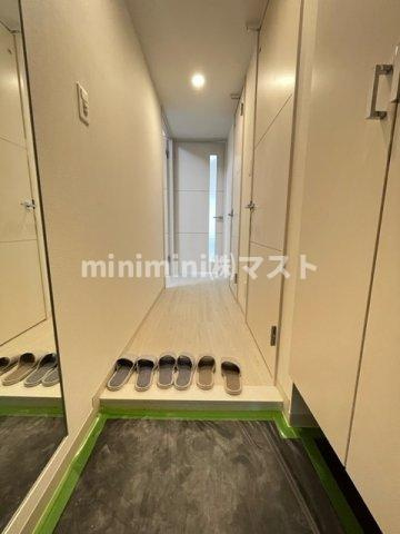 大阪市天王寺区東高津町の賃貸マンションの玄関