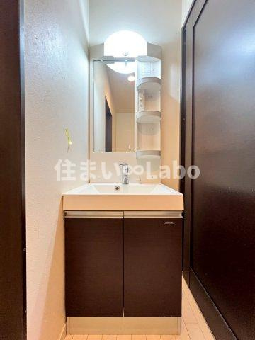 Grandtic エルドラードの独立洗面台|同建物別部屋参考写真