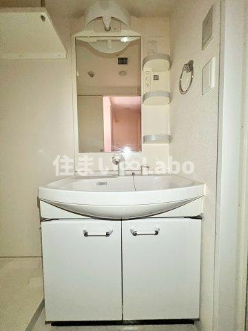 ＫＤＸ清水レジデンスの独立洗面台