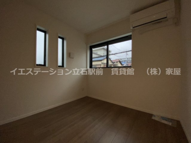 コンフォルディアの洋室