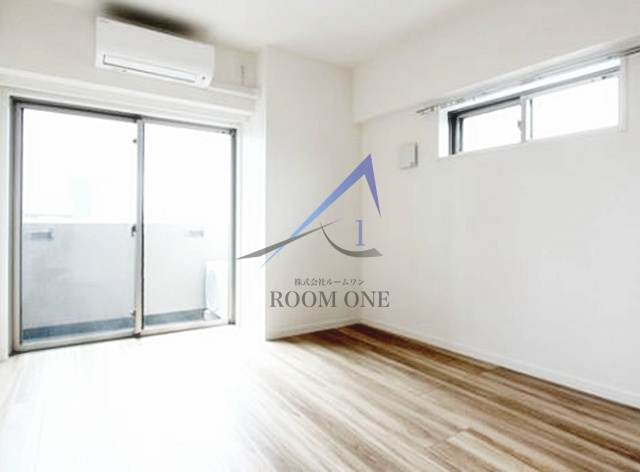 REALIZE秋葉原の居間・リビング|洋室のお部屋です。