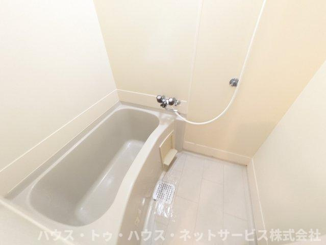 メゾン柏ウエストB棟の浴室