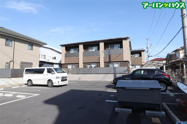 フルーリー中撫川 B棟