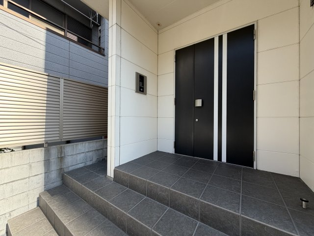 moco-5のエントランス