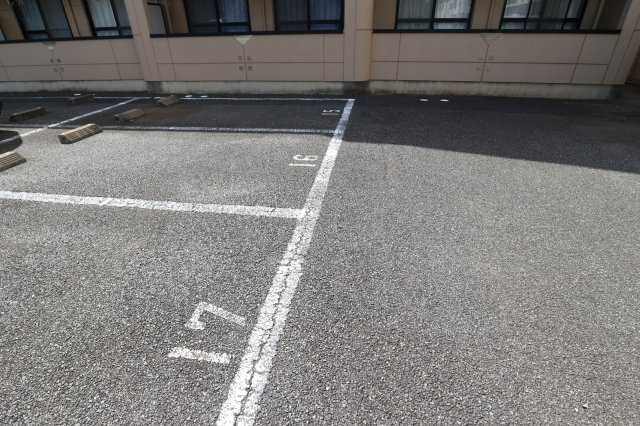 サンフィット渋谷の駐車場