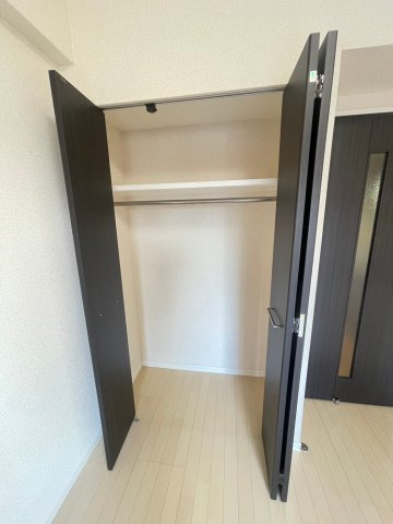 エステムプラザ博多駅南の収納