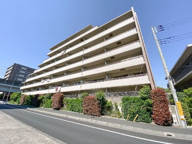 レジディア東松戸の外観