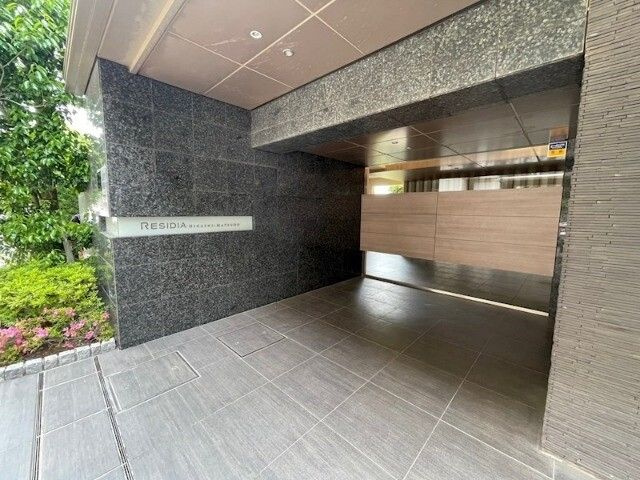 レジディア東松戸のエントランス