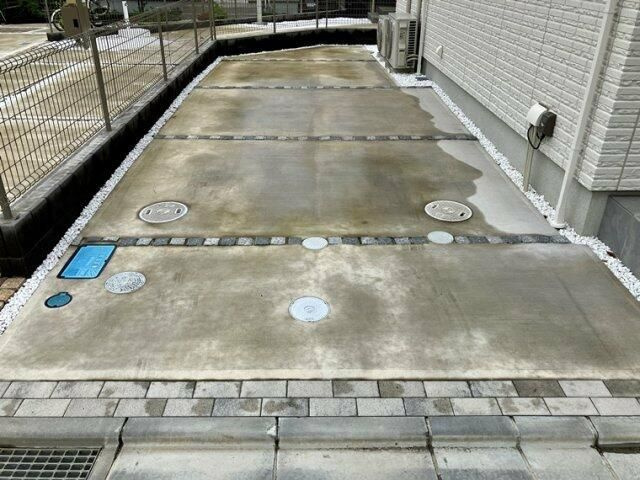 白山戸建の駐車場