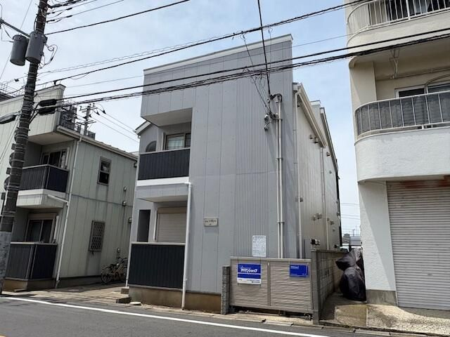 ｄｕｅ　ＥＮＩＫＥＳの外観