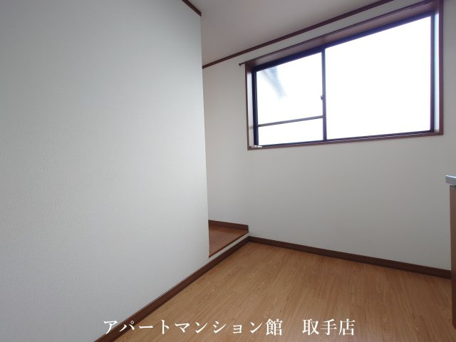 スカイハイツBの洋室